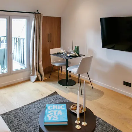 Appartamento Chic In Pariss 8th Arrondissement With Balcony